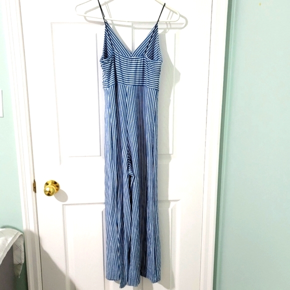 NWOT Polly & Esther Women's Strappy Striped Jumpsuit Size M - Picture 2 of 15